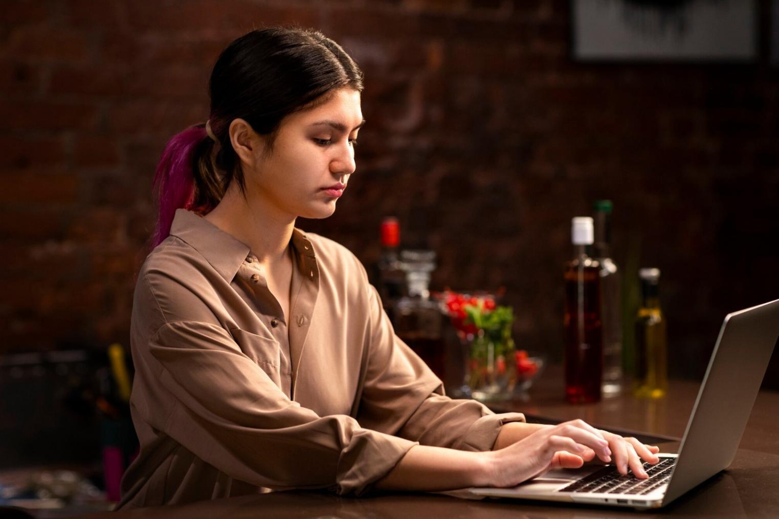 Abschlusszertifikat und Erfolg im Bereich Finanzanalyse und Unternehmensbewertung